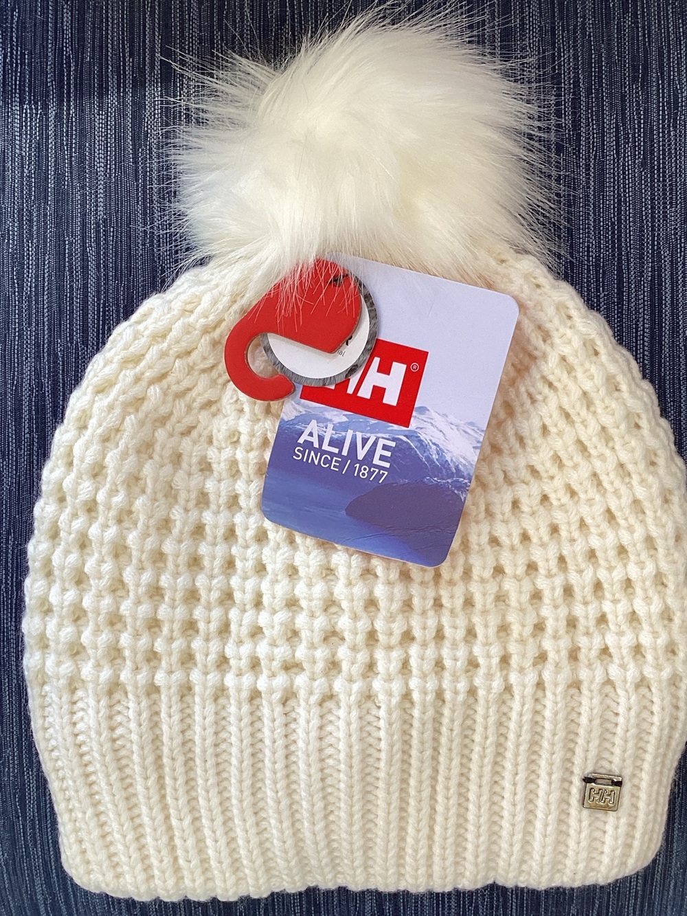 Helly Hansen Knit Winter Hat Pom Pom